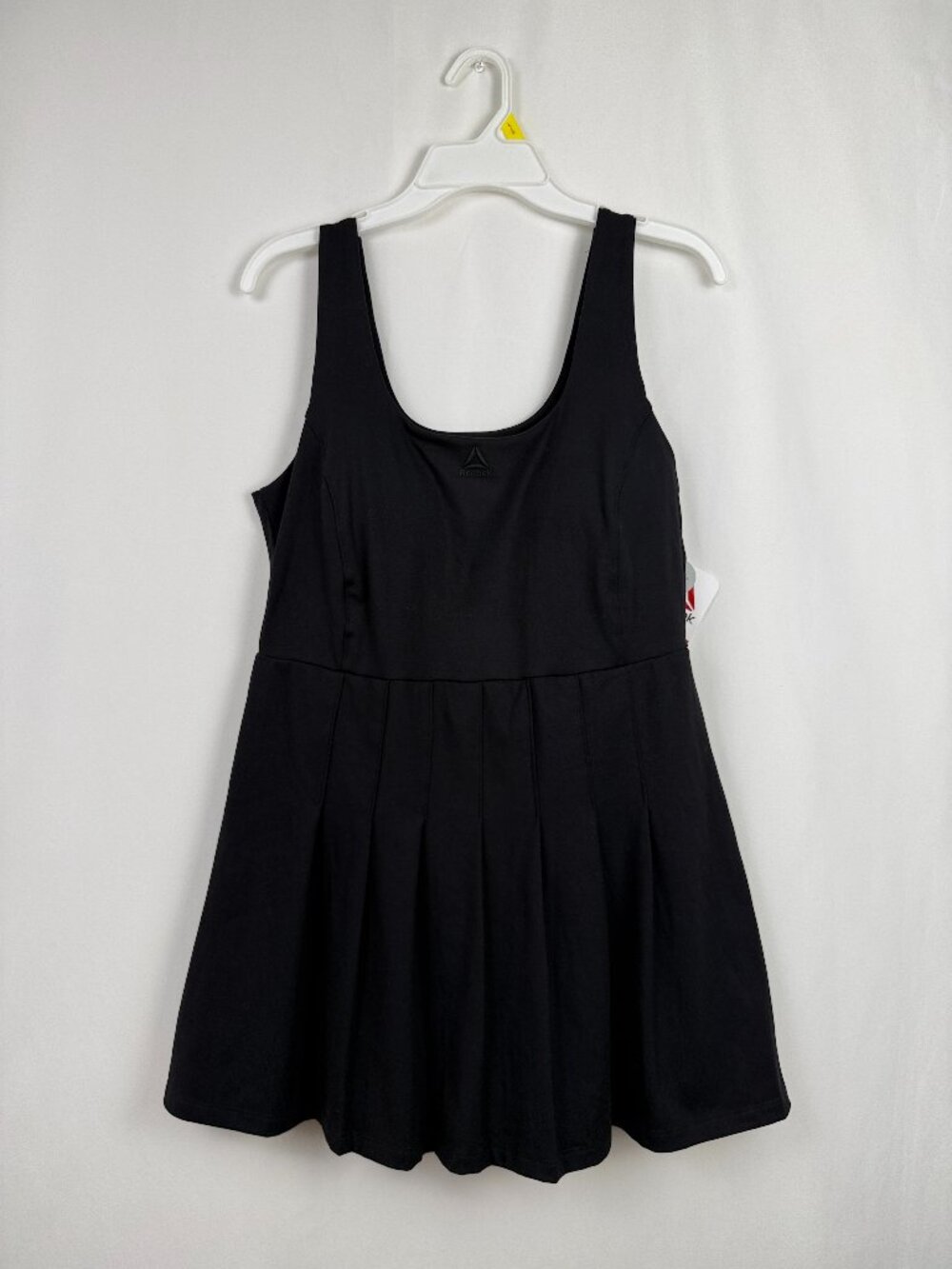 Reebok Womens L Black Tennis Athletic Dress Built In Shorts Pocket NWT